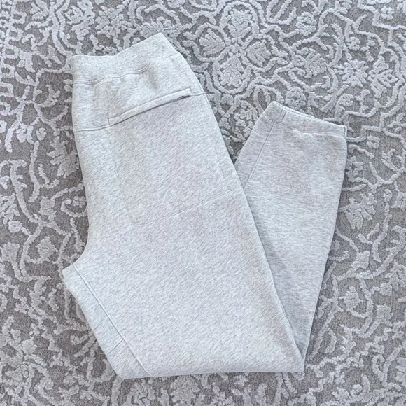 Lululemon Steady State Classic Fit 28” Jogger - Unisex - Picture 10 of 16